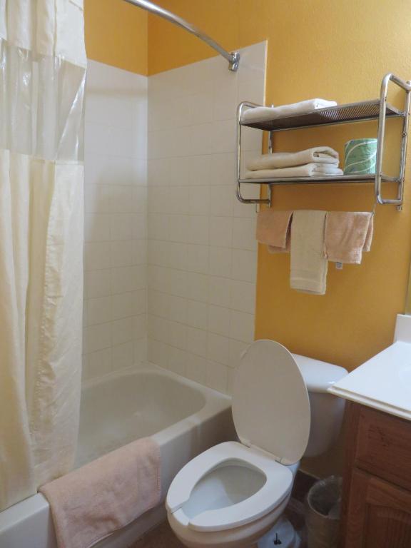 Americas Best Value Inn Уэтерфорд Номер фото